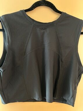 Powersoft by Old Navy Sleeveless Ribbed Crop Top - Black